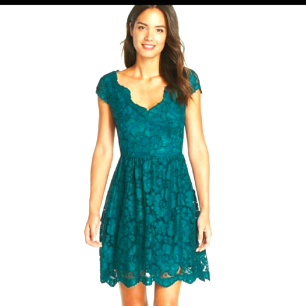 Green lace dress